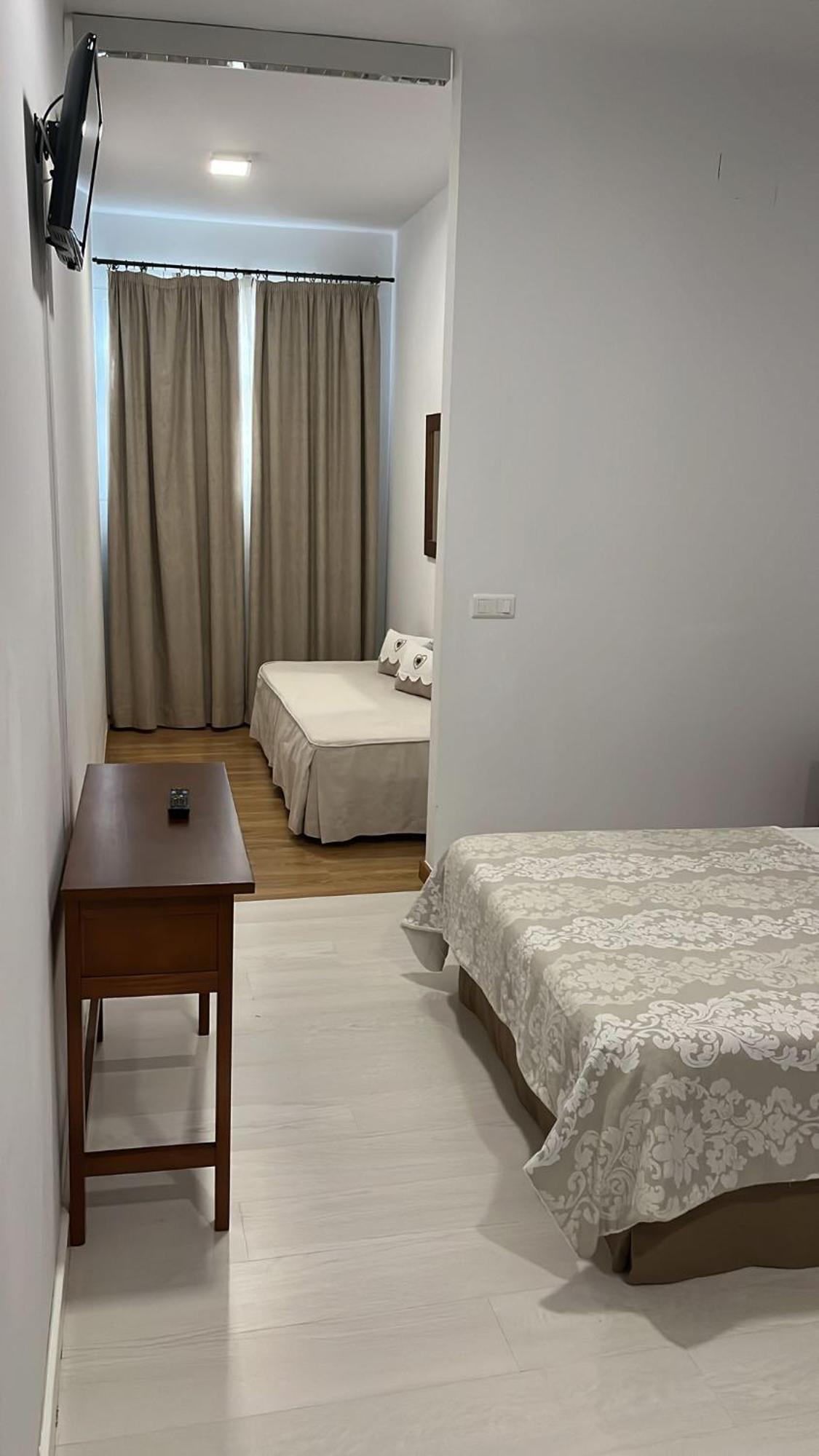 Hotel La Alcoholera Villaviciosa de Cordoba Bagian luar foto